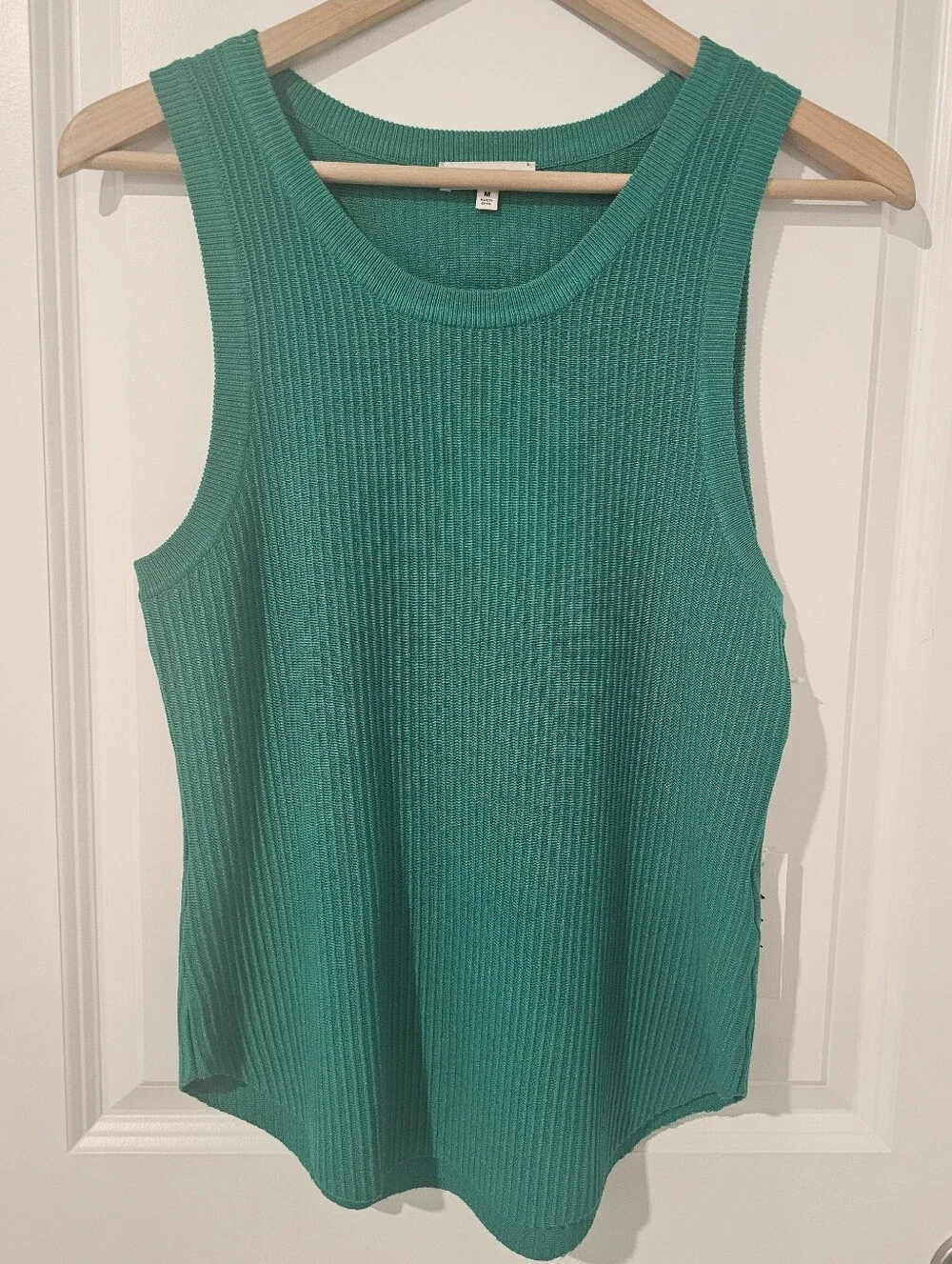 Green Ribbed Tank Top, Size Medium - Picture 1 of 2